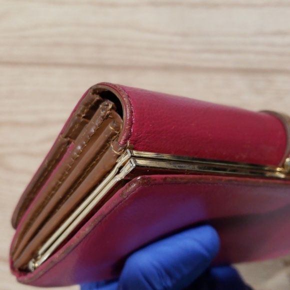 Samantha Thavasa Pink & Brown Leather Wallet - Buckle Accent – Designer Japan - Picture 7 of 16